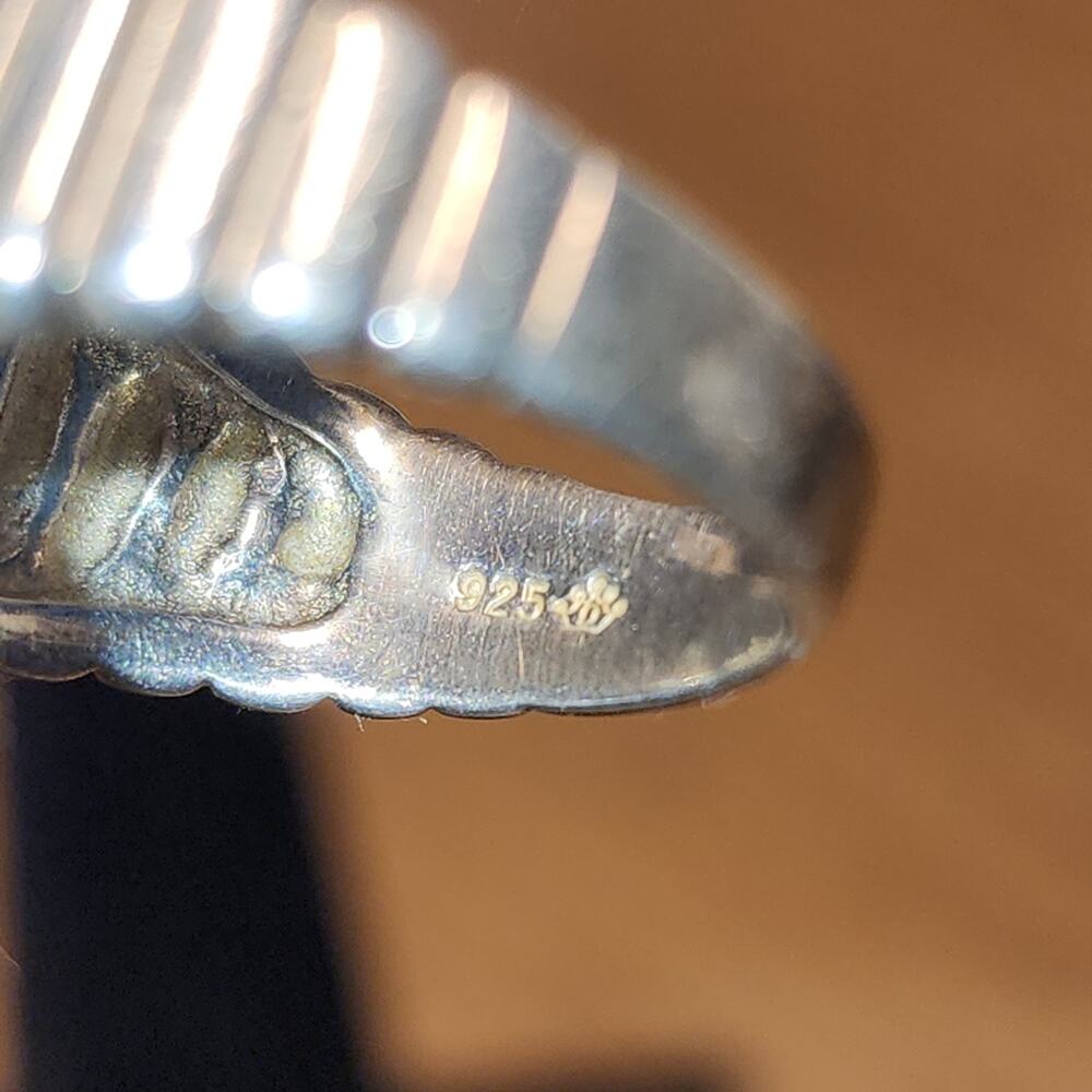 Silver Ribbed Ring - Picture 2 of 7